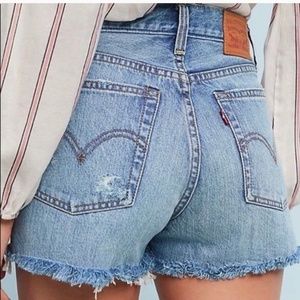 NWT Levi's shorts